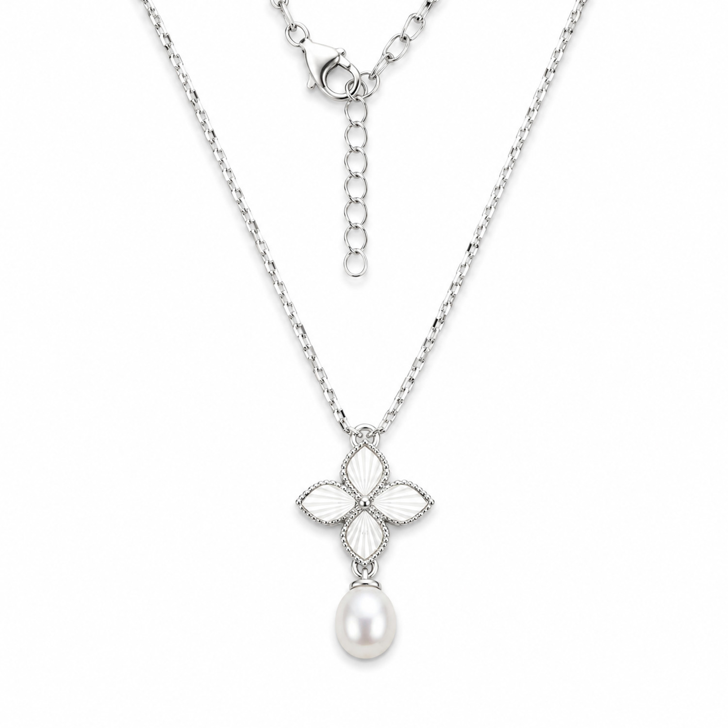 Collier mit einem Blumenanhänger mit Perle aus 925 Silber, Diamantschliff