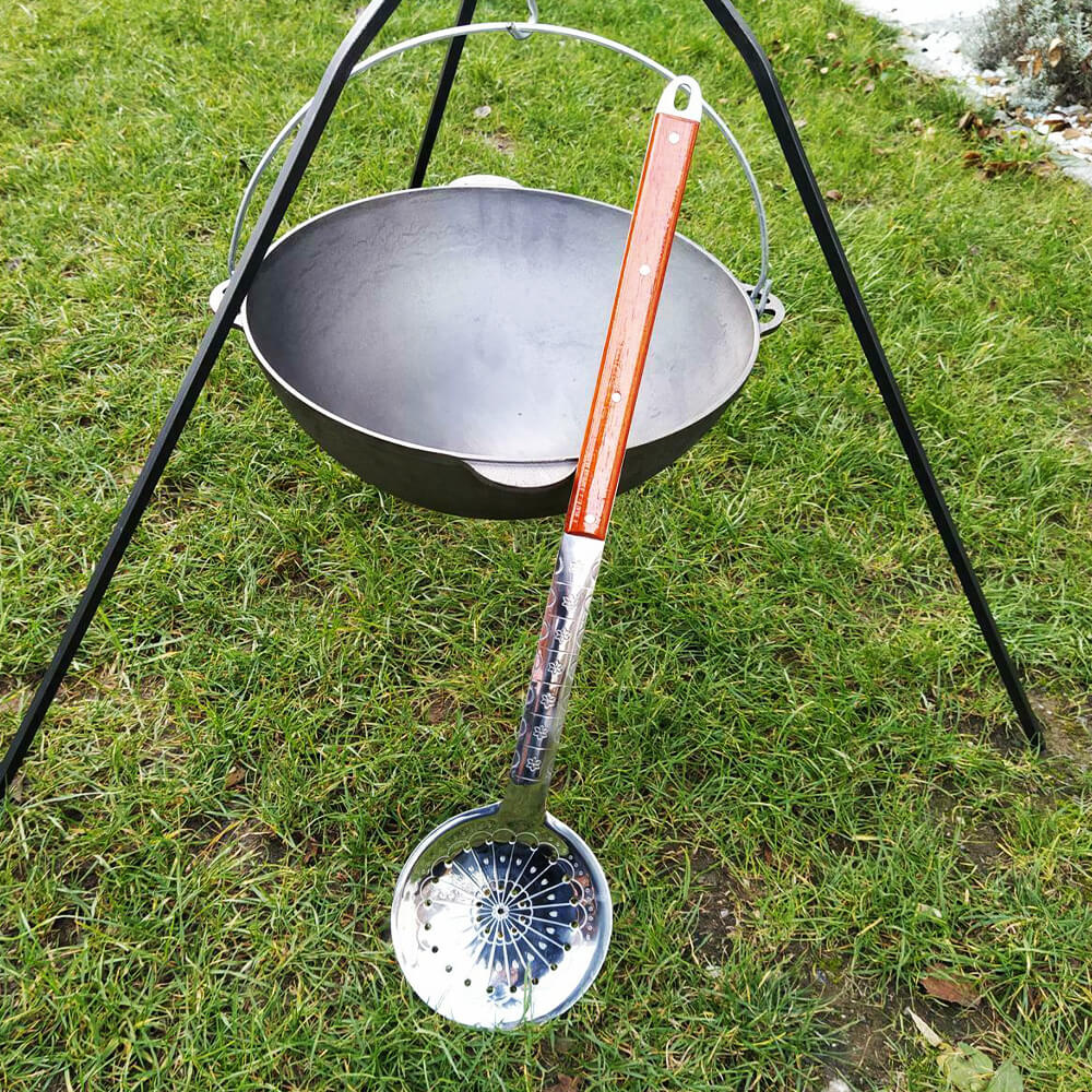 Schaumlöffel aus Edelstahl mit Holzgriff 65 cm