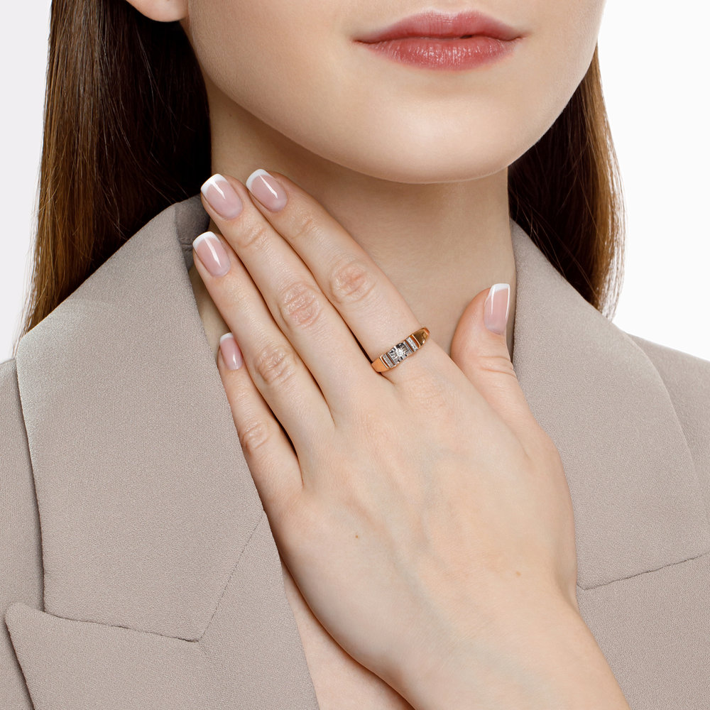 Attraktiver Damenring aus 585er Rot-/Weißgold mit Diamanten WSI 0,05 ct.