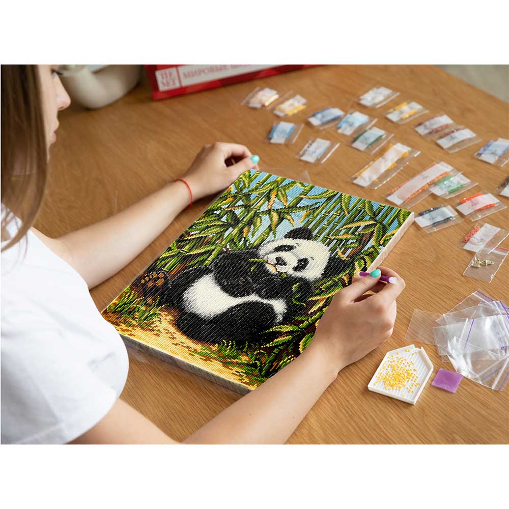 FREYA-Set: Diamond Painting "Pandabär" Diamantstickerei (40 x 30 cm)